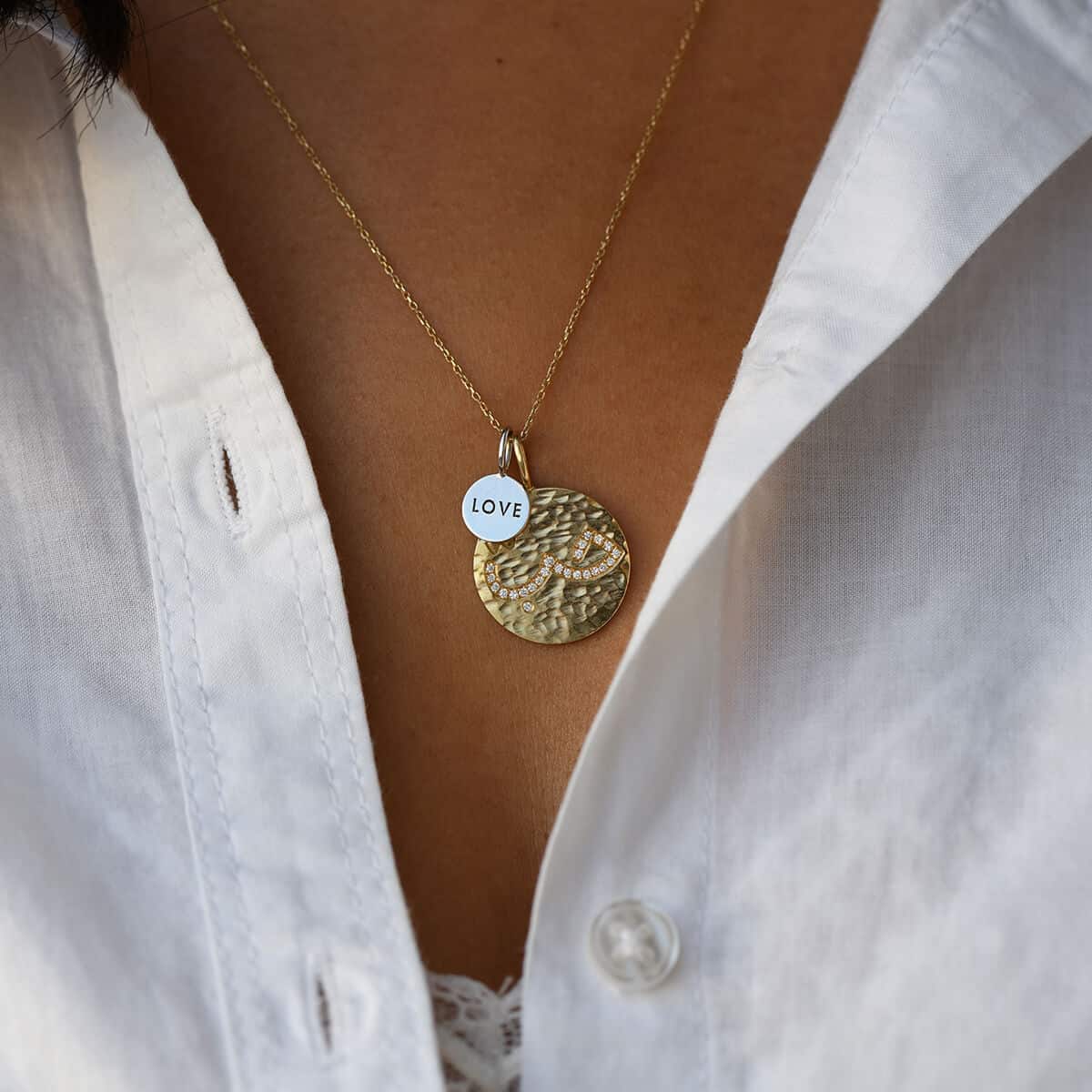 002Hobb-Necklace