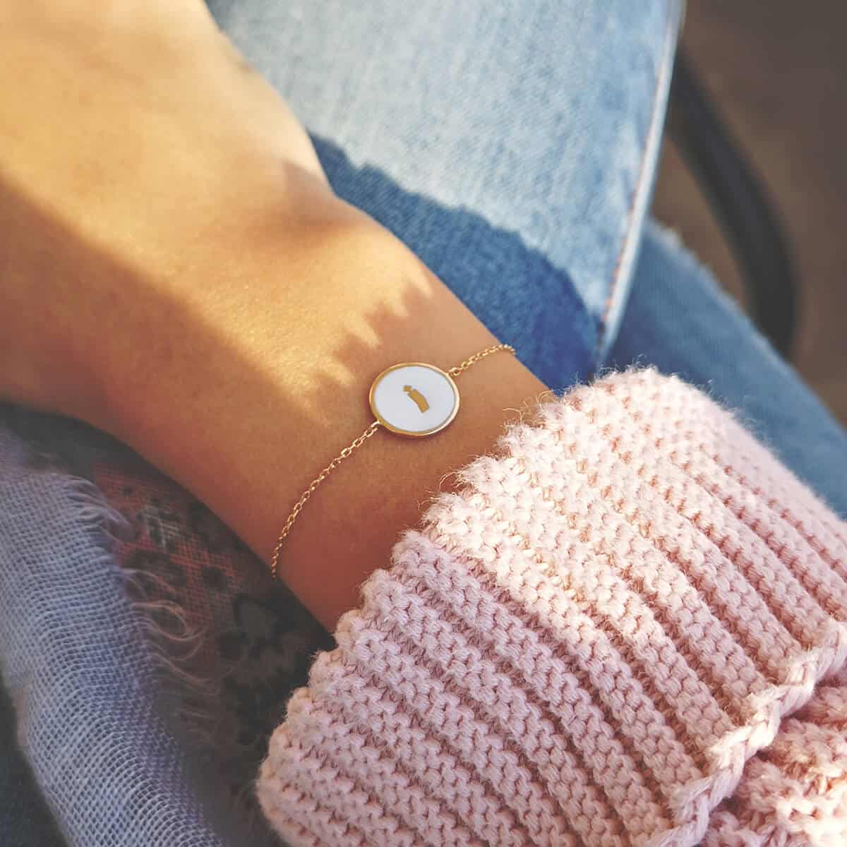 02-Round-Initial-Enamel-Bracelet