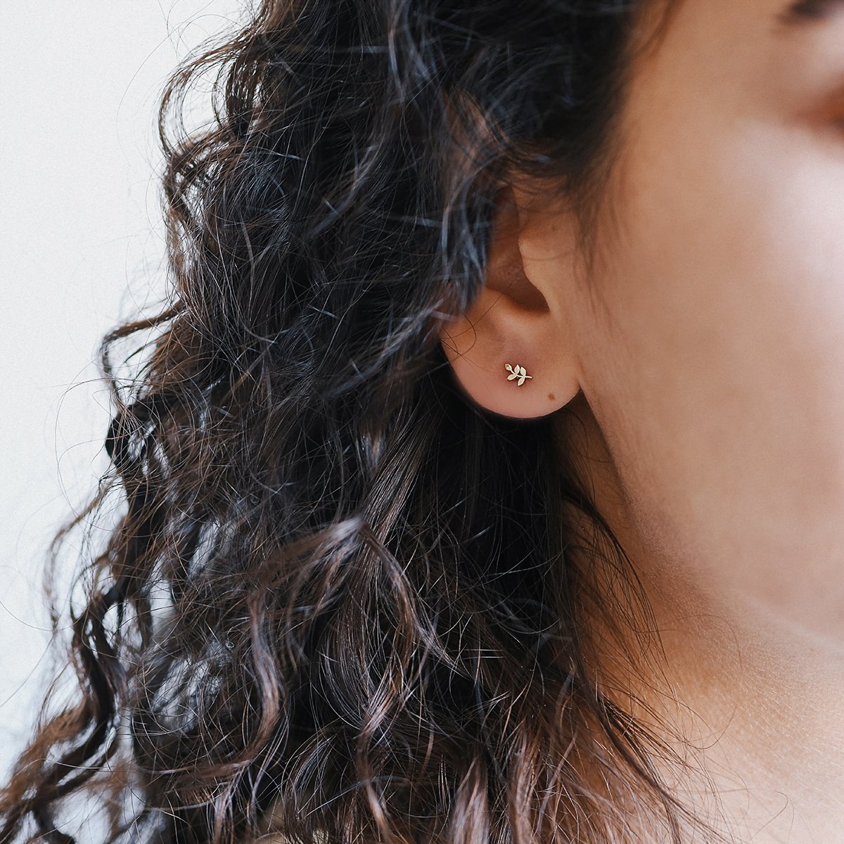Leaf Stud